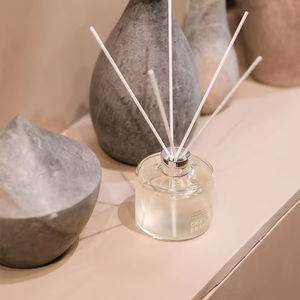 Diffuseur à bâtonnets Aikun OEM ODM personnalisable, longue durée, 200 ml 100 ml, bouteille d'huile parfumée écologique pour salon et salle de bain - Product Image 2