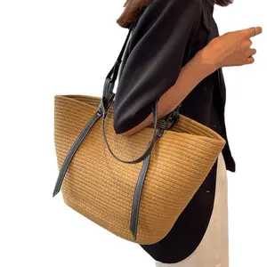 2023 nouveau design français rétro grande capacité herbe tissé polyvalent fourre-tout sac à main pour femmes