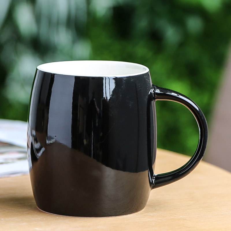 Exterior negro brillante