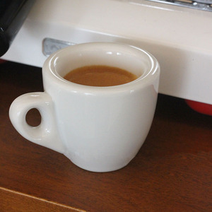 50ML Keramik Espresso tassen Reinweiß Minimalist ische Espresso tassen und Untertassen 9mm dickes Design Perfekt für Espresso maschinen - Product Image 4