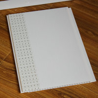 Paneles de Techo de PVC con Acabado de Madera Laminada para Decoración de Estilo Natural, Paneles de Pared y Techo de PVC Duraderos para Villas