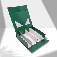 Boîte cadeau rigide pliable magnétique verte de forme personnalisée, avec finition brillante, pour emballage de gâteaux, avec insert en papier et poche pour carte