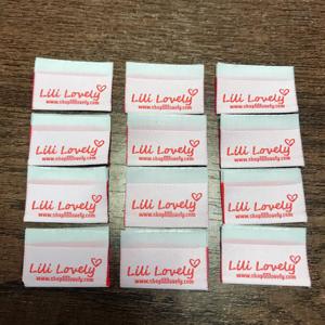 <span class=keywords><strong>Etichette</strong></span> <span class=keywords><strong>tessute</strong></span> in raso per etichetta per la cura del lavaggio stampata per abbigliamento - Product Image 6