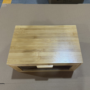 Boîte de rangement pour pain en bambou et bois Mountain Guest 40x22x60 cm avec porte, pour comptoir de cuisine, anti-poussière - Product Image 3