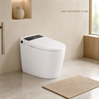 WC intelligent de haute technologie à cuvette ronde avec chasse d'eau cyclonique à double débit, télécommande, bidet électrique, évacuation en S et siège chauffant