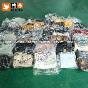 Sacs à main de luxe d'occasion du Japon, sacs à main de marque mixtes en cuir, sacs à main à bandoulière, sacs à main à main, sacs à main pour femmes d'Asie, sacs d'occasion en vrac - Product Image 1