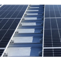 Pince de toit à montage solaire Accessoires pour système de montage de panneaux solaires Pince de toit solaire en métal