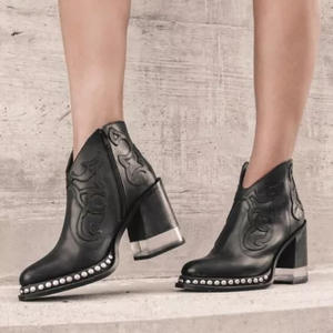 <span class=keywords><strong>Bottes</strong></span> pour femmes, grande taille, talon haut, tube bas, style britannique, imprimé, rivets, fermeture éclair latérale, mode 2025 - Product Image 2