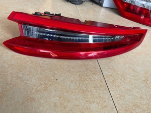 Feu arrière LED d'origine d'<span class=keywords><strong>occasion</strong></span> pour <span class=keywords><strong>Porsche</strong></span> <span class=keywords><strong>911</strong></span> 991.2 - Product Image 3