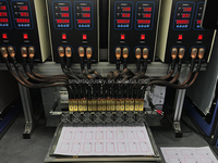 Machine de liaison d'incrustation de carte à double interface SMDIM-H5