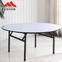 Vente en gros d'usine de table pliable à cadre métallique noir en PVC blanc de style moderne table de banquet pour hôtel