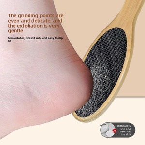 Râpe à pieds pour éliminer les peaux mortes, planche exfoliante pour les pieds, outil de pédicure, outil de beauté, lime à pieds, plaque pour les pieds, lime en bambou, pieds - Product Image 4