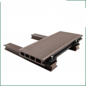 Nouvelle Arrivée : Lames de Terrasse Carrées Creuses en WPC Modernes, Antidérapantes, Étanche, Écologiques, Ignifuges pour Piscines Extérieures - Product Image 3