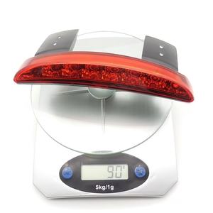 Accessoires pour motos, Feu arrière LED de moto modifié en forme d'arc, rouge, avec fonction de freinage, Feu arrière LED pour moto - Product Image 5