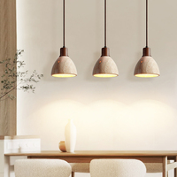 Luminaire suspendu LED en travertin jaune Stone Element, lumière chaude 3000K, commande par interrupteur, garantie 1 an, utilisation en chambre, style Wabi-Sabi