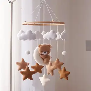 Sonajeros de madera para bebés, oso de dibujos animados de fieltro suave, Estrella nublada, cama colgante, campana, cuna móvil, juguetes educativos Montessori