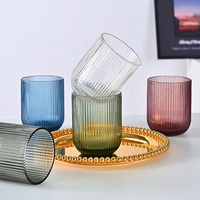 Verre à boire en verre côtelé coloré à rayures verticales, pour jus, eau de rinçage buccal, décoration de table pour la maison et l'hôtel