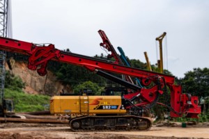 Sany Gebruikte Sr235 Roterende Boorinstallatie <span class=keywords><strong>Cfa</strong></span>-Hei Met Motor En Motor Van De Motor En De Kern Van De Mobiliteitscrawler-Kern - Product Image 3