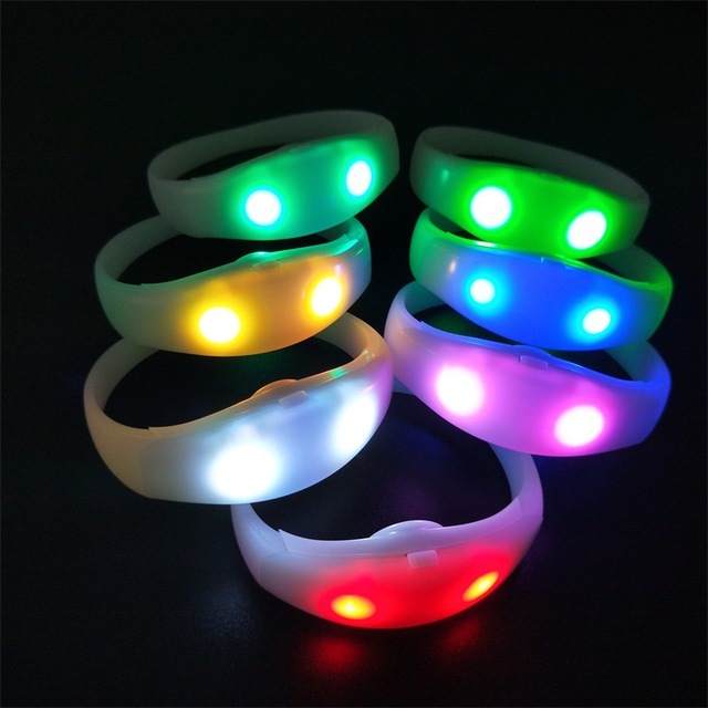 Starshining OEM Colorful Custom LOGO DMX Remote Control Music Sensor Silicone LED Bracelet LED Wristband for Events