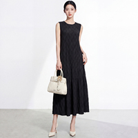 Robe plissée géométrique unie minimaliste à effet ondulé, très élastique, style été, longueur midi