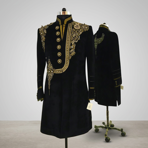 Sherwani Indo-Occidental Moderno y Elegante para Hombre 2024 con Bordado Zardozi Elaborado para Trajes y Blazers de Hombre>Trajes de Hombre - Product Image 3