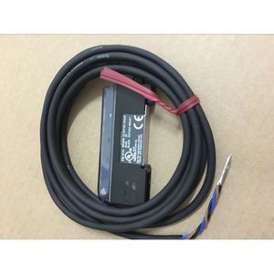 Amplificador de Fibra Óptica Keyence Fs-V11, Salida NPN de 24 V, Componente de Sensor Industrial - Product Image 3