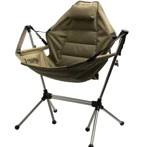 Dış mekan kullanımı için yastık ile yüksek kaliteli alüminyum alaşımlı salıncak sandalye katlanır kamp sandalyesi