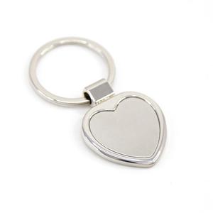 Llavero de Moda con Forma de Corazón de Aleación de <span class=keywords><strong>Zinc</strong></span>, Chapado en Níquel Brillante, Impresión UV, Logotipo Personalizado, para Promoción - Product Image 1