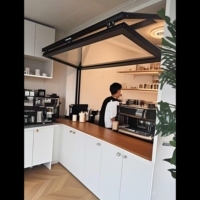 USA NFRC Fenêtre pliante à double panneau de verre avec passage à deux volets Fenêtre à cadre en aluminium pour cuisine Ouverture verticale pour maisons et villas
