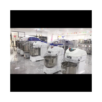 Machine électrique de mélangeur de pâte de 5kg/10kg pour la pâte de biscuit/gâteau faite maison