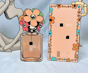 Spray Corporal Original Unisex con Aroma Floral, Eau de Cologne para Hombre y Mujer, Estilo Moderno, Fragancia Duradera, Ligera, Almizcle Blanco, <span class=keywords><strong>Vetiver</strong></span> - Product Image 3