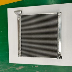 ผู้ผลิตหม้อน้ำรถบรรทุกหม้อน้ำอลูมิเนียมใหม่คุณภาพสูงสำหรับเครื่องยนต์เนื้อทราย Cummins EURO-5 OEM <span class=keywords><strong>jip</strong></span> 073.1301010-11 - Product Image 2