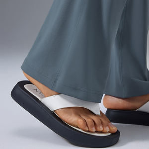 Pantalones de Yoga de Cintura Alta para Mujer <span class=keywords><strong>IPRETTY</strong></span>, Cintura Plegable, Control de Abdomen, Ligeramente Acampanados, Levanta Glúteos, Características Sólidas para Fitness - Product Image 6