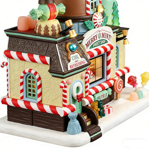 Décorations de Noël : Maison en pain d'épices lumineuse, thème bonbons, village en résine pour présentation sur table de Noël - Product Image 5