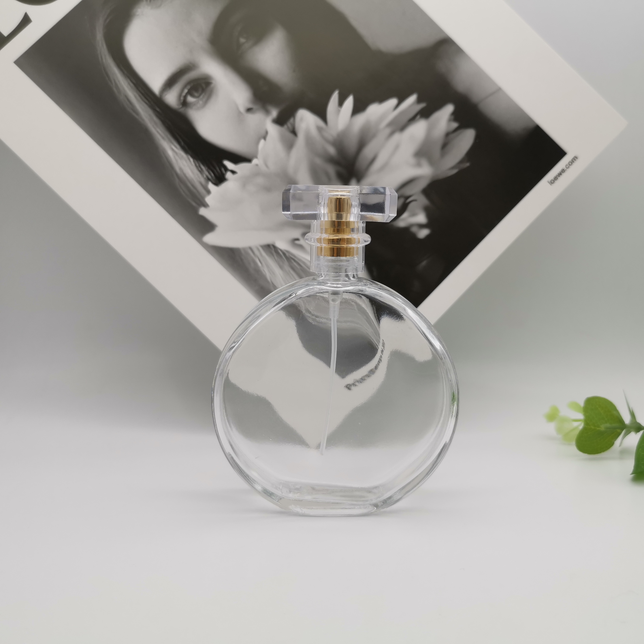 Flat Shoulder Cylinder Perfume Dispenser Bottles 50ml 100ml