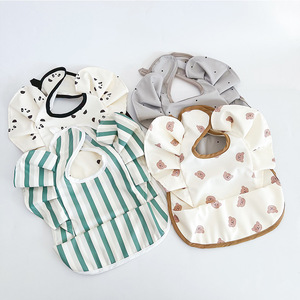 Bavaglino Regolabile Impermeabile in PU con Raccogli-Cibo, Forniture per l'Alimentazione all'Ingrosso per la Cura del Bambino - Product Image 1
