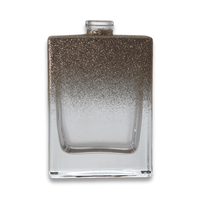 Bouteille de parfum Usine professionnelle 20cl Machine carrée en verre pour faire des bouteilles en verre Bouteille de parfum à sertir