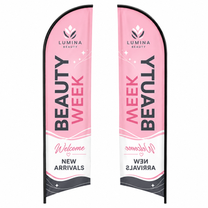 Drapeau publicitaire extérieur en polyester imprimé numériquement en forme de goutte d'eau avec mât en aluminium pour l'ouverture d'un magasin et la promotion routière - Product Image 1