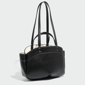 Sac à main pour femmes de haute qualité, fabrication sur mesure, vente en gros, sac à bandoulière de haute qualité - Product Image 2