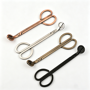 Coupe-mèche professionnel rétro en <span class=keywords><strong>acier</strong></span> inoxydable avec long manche <span class=keywords><strong>pour</strong></span> bougies parfumées en pot profond - Product Image 1