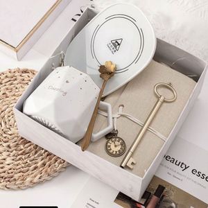 Coffret Cadeau de Noël 5-en-1 Personnalisé avec Logo – Tasses en Céramique pour Entreprises - Product Image 6