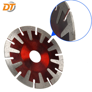 Disco de sierra de diamante segmentado en T de 4.5 pulgadas DT con dientes protectores para granito y mármol - Product Image 3