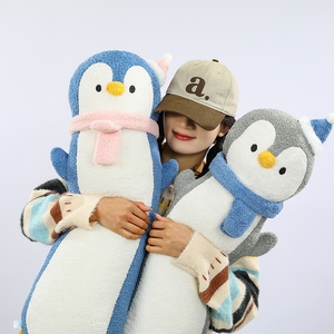 Oreiller géant en peluche en forme de pingouin, série Océan, doux, <span class=keywords><strong>pour</strong></span> vente en gros, <span class=keywords><strong>coussin</strong></span> de sommeil en peluche, cadeau d'anniversaire <span class=keywords><strong>pour</strong></span> enfants - Product Image 4