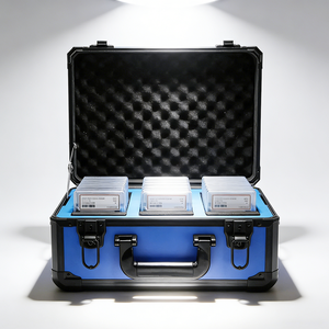 Vente en gros prix d'usine couleur bleu diamant Surface givrée classée Mag Boîte de collecte de <span class=keywords><strong>cartes</strong></span> à jouer Boîte de <span class=keywords><strong>rangement</strong></span> pour <span class=keywords><strong>cartes</strong></span> à collectionner OEM - Product Image 1