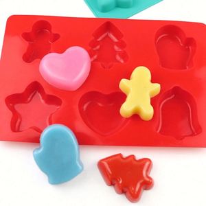 Moule à gâteau en silicone écologique DIY réutilisable 6 cavités en forme d'arbre de Noël et d'étoile pour la maison OEM/ODM - Product Image 1