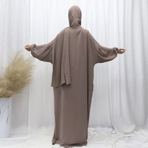 Vente en gros Nouveau style Luxe Lin Mukena Abaya Femme 2 pièces <span class=keywords><strong>Robe</strong></span> <span class=keywords><strong>de</strong></span> prière musulmane <span class=keywords><strong>avec</strong></span> <span class=keywords><strong>hijab</strong></span> Dubaï Modeste pour voyage Printemps - Product Image 5
