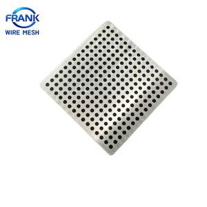 Tôle perforée galvanisée de 3 mm d'épaisseur pour grilles d'évacuation des eaux pluviales, couvercles d'égouts, systèmes de drainage industriels - Découpe et soudure disponibles - Product Image 2