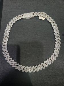Cadena Cubana de Diamantes Moissanite Más Vendida para Unisex con Brillo Intenso y Diseño Elegante, Suministro al por Mayor - Product Image 3