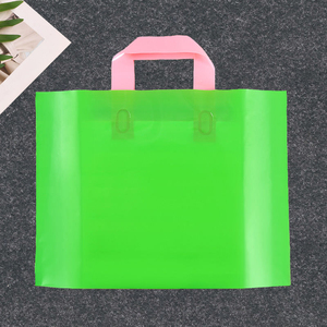 Vente en gros de sacs à provisions en plastique imprimés sur mesure avec poignée découpée à l'emporte-pièce - Product Image 4