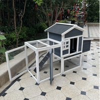 Poulailler en bois double supérieur avec fermeture à bouton Habitat extérieur pour animaux de compagnie avec course de connexion pour l'élevage de poulets dans le jardin